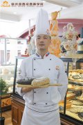 教师专访|李格林,出走半生,归来仍是少年!